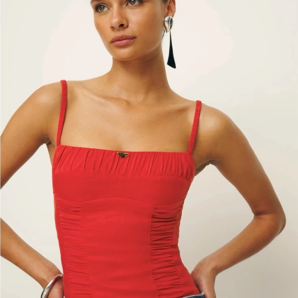 Reformation emery Red linen top